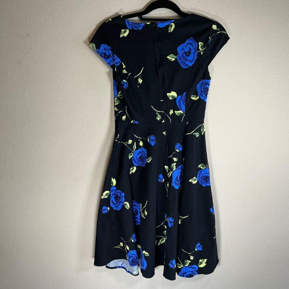 Dressy Star Women's Dress, Size M, Multicolored - black, blue and yellow